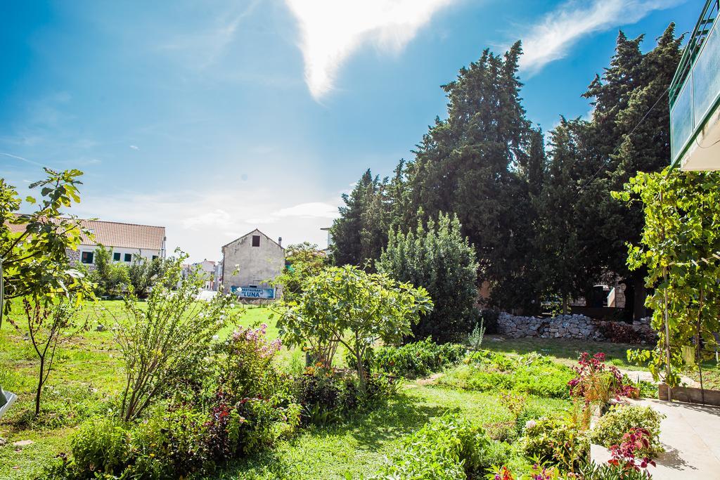 Apartments Grubisin Tribalj Exterior foto